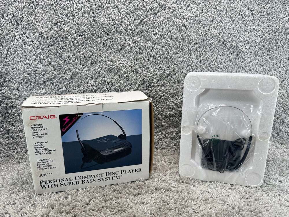 Vintage Craig JC6111 Personal Compact Disc Player with Super Bass System